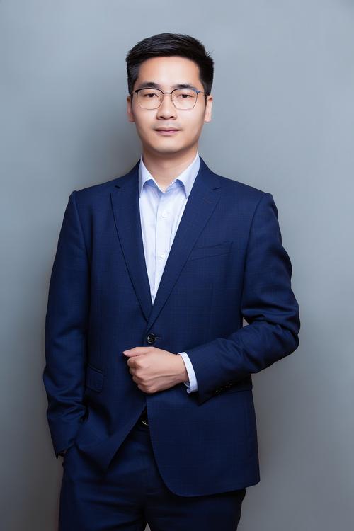 费进 创始人 & 执行董事